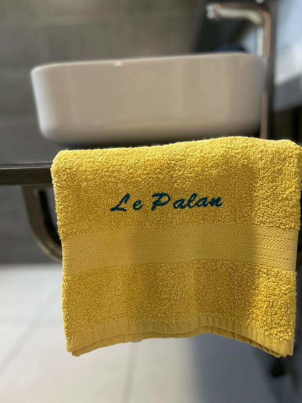 Le Palan Vila Saint Pierre Exterior foto